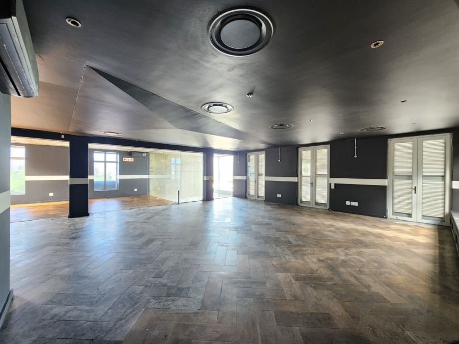 To Let commercial Property for Rent in Somerset West Western Cape